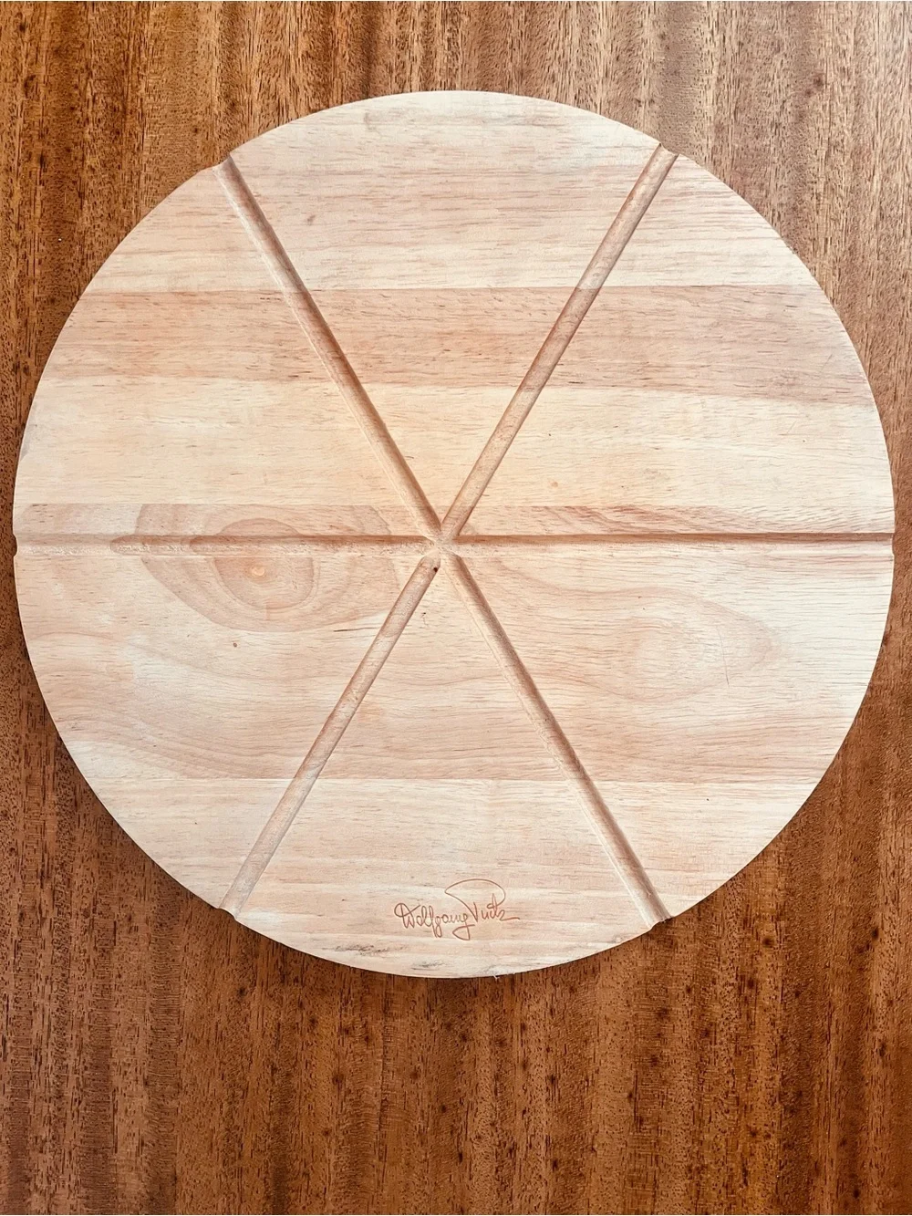 🍕🧀 🥮 Wolfgang Puck 12.5” wooden pizza cutting board with grooves